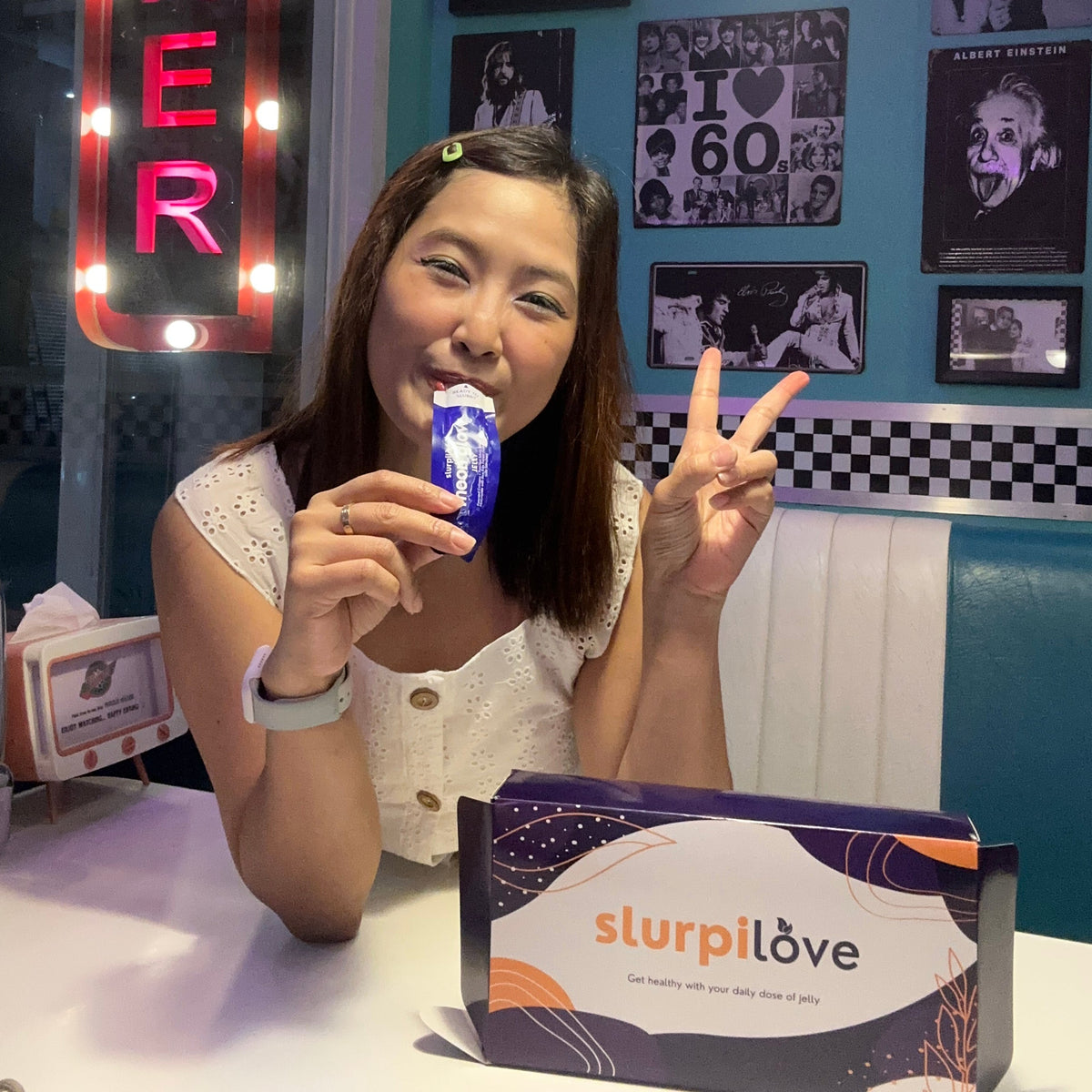 Slurpilove Moon Glow